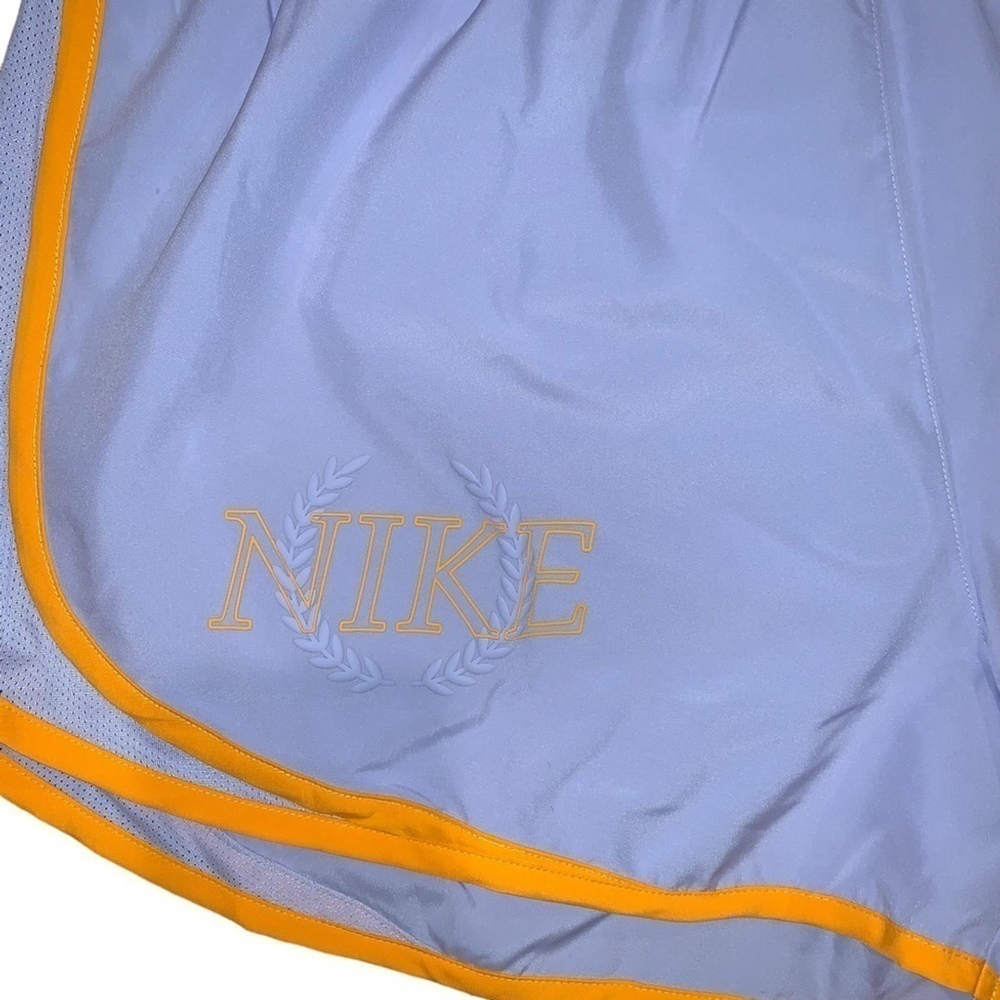 Womens Nike shorts pale lavender size xl ws79 - Picture 3 of 5